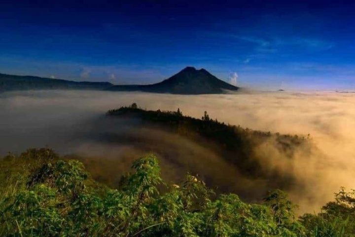 Climb Mount Batur Bali Sunrise of high-altitude 1.717 meters