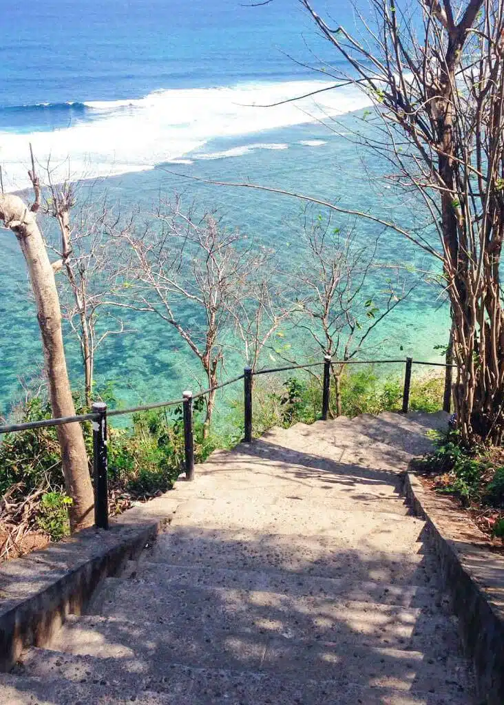 Pantai Gunung Payung Anti mainstream pulau bali