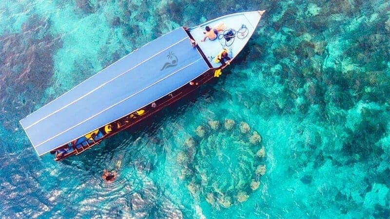 Patung Underwater View di Gili Meno