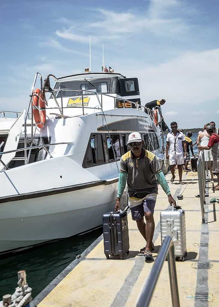 Services at the port of Nusa Penida