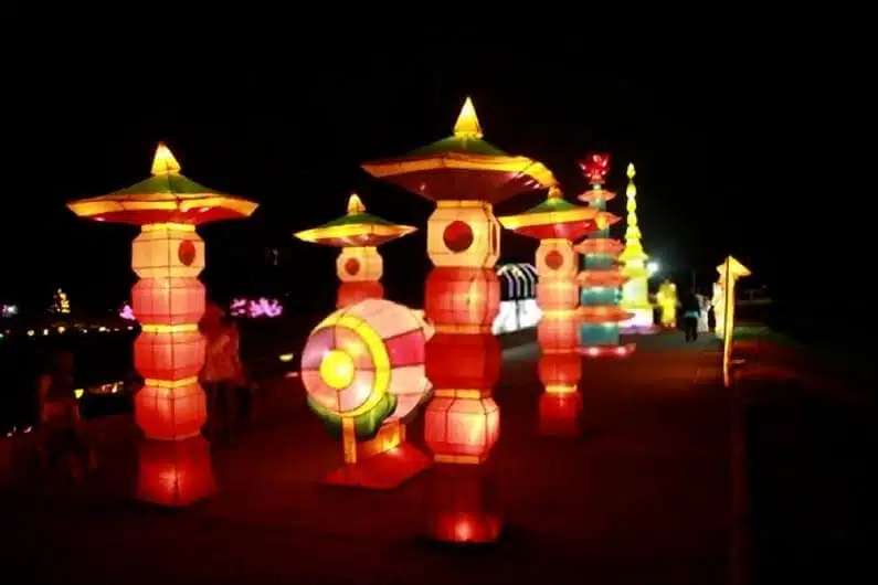 wisata malam jogja taman pelangi