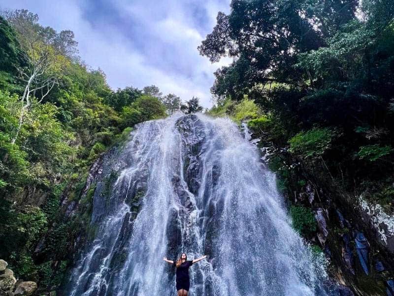 air terjun yang alami