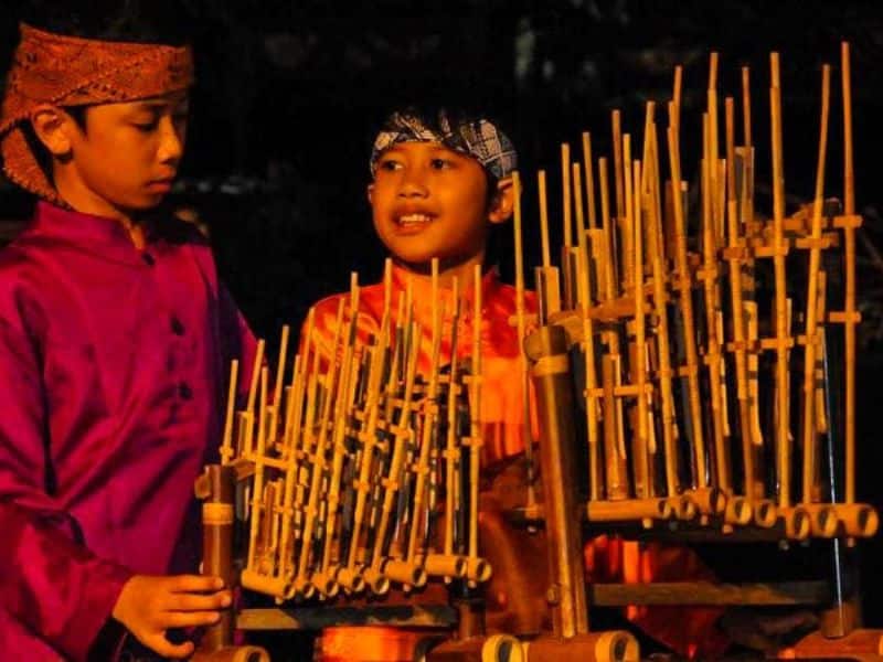 angklung adalah warisan budaya indonesia