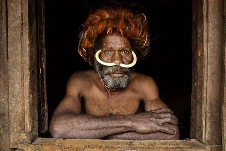 baju adat tradisional papua