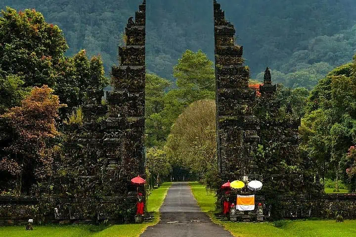 bali handara gate