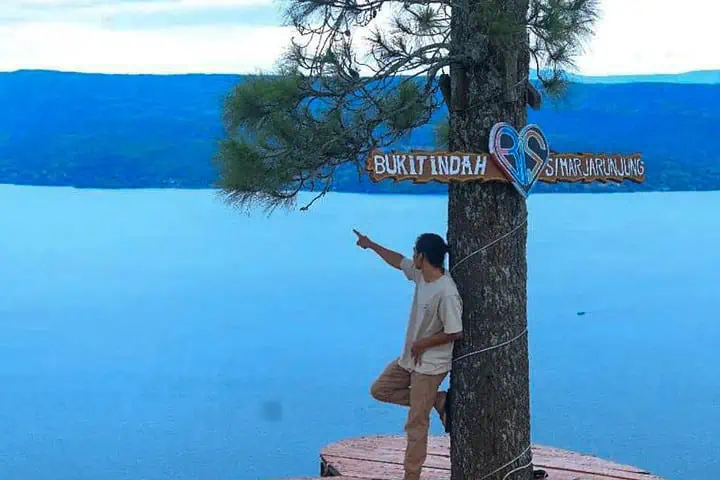 bukit indah simarjarunjung parapat