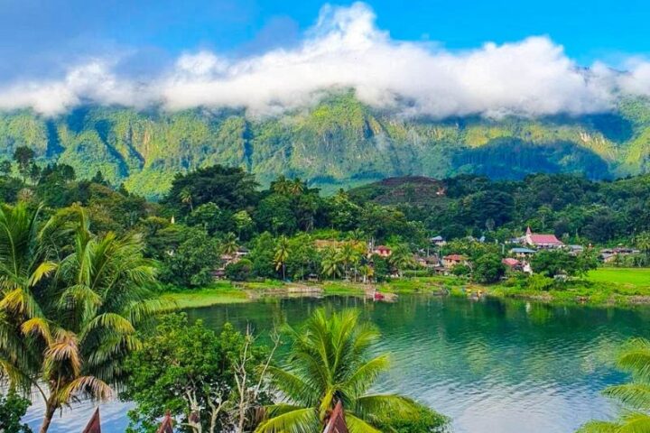 desa wisata tuktuk siadong