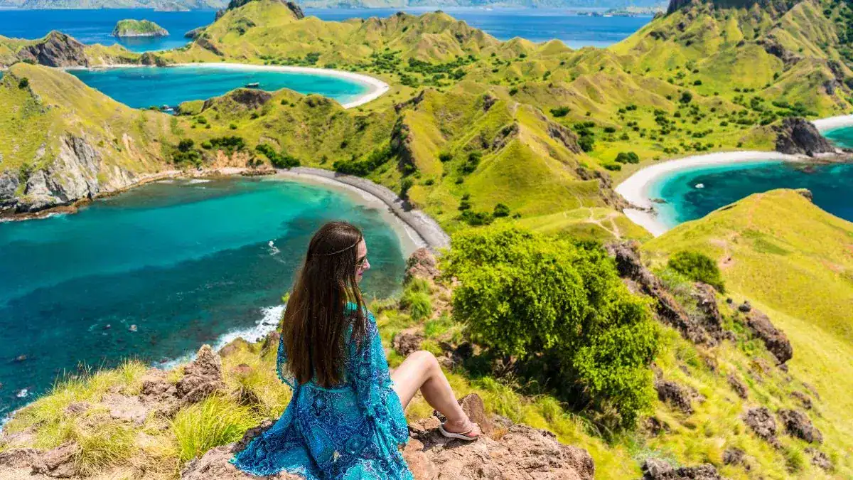 Pemandangan Pulau Padar dari Puncak Padar, Taman Nasional Komodo, Flores NTT Indonesia
