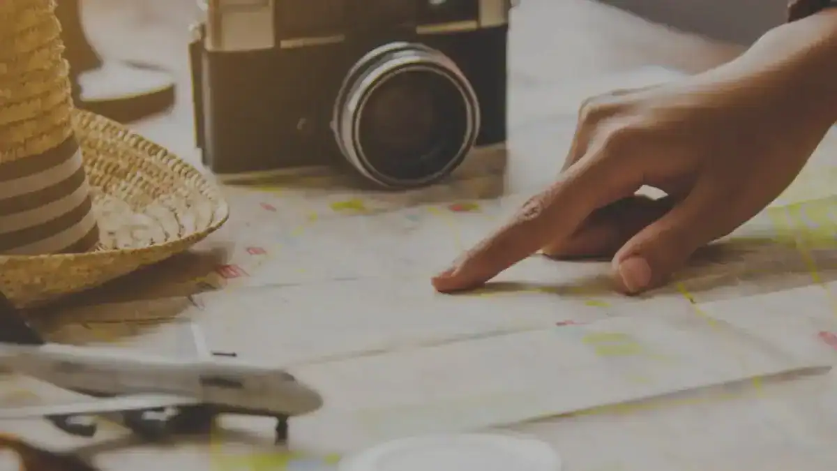 Proses perencanaan paket tour oleh tim GoTravela Indonesia