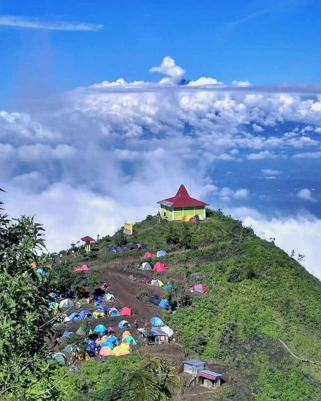 gunung andong magelang