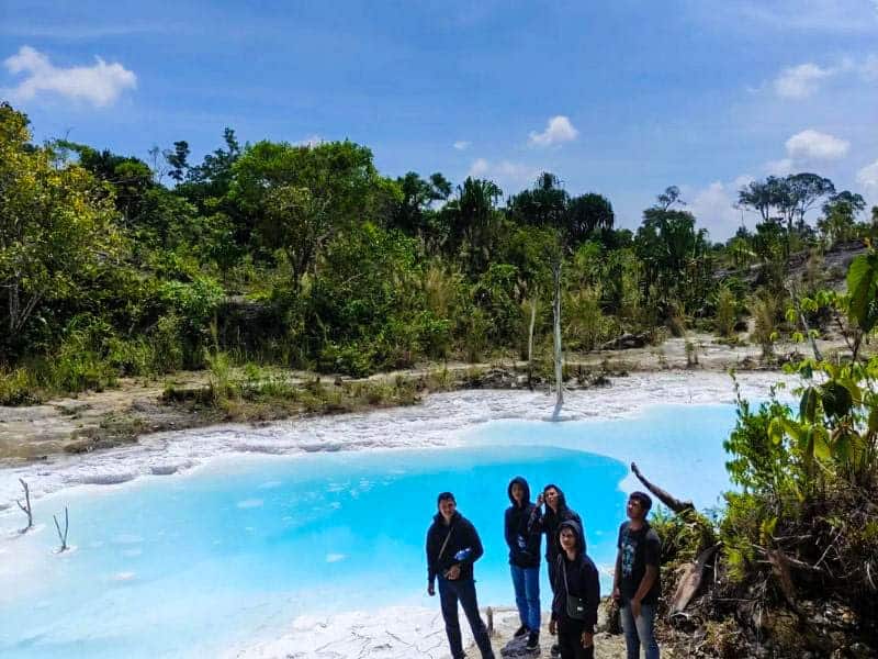 kawah putih dolok tinggi raja