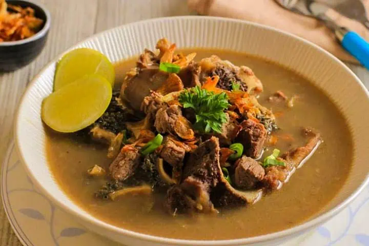 kuliner legendaris makassar