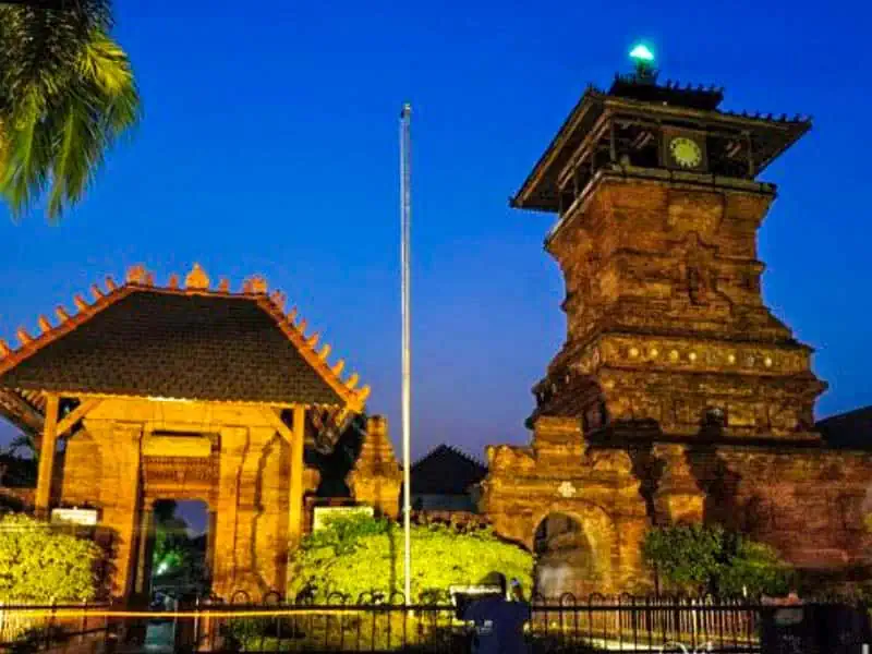 masjid menara kudus