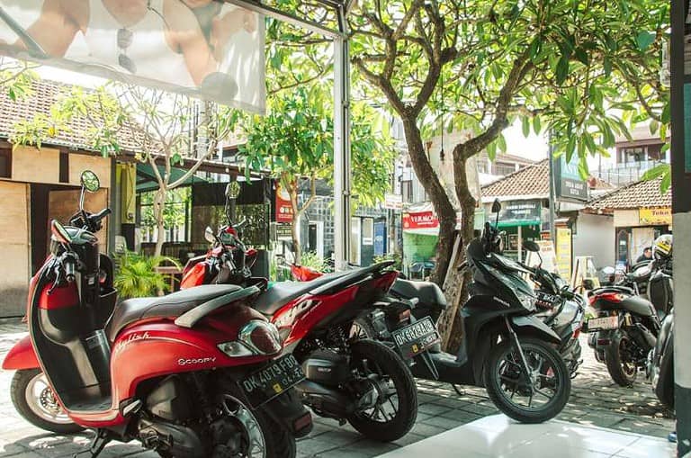 Hire Moped in Bali