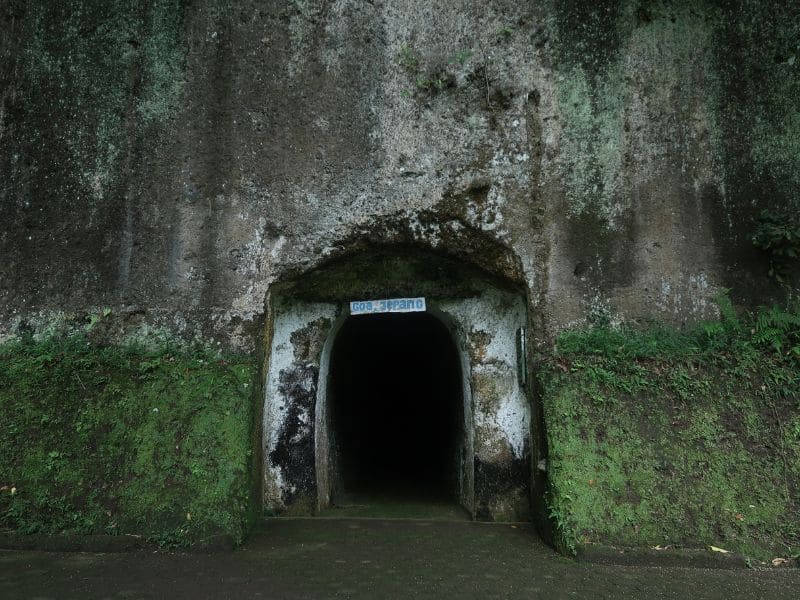 sejarah gua belanda bandung