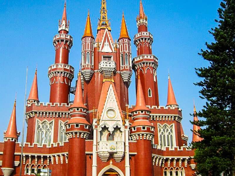 taman mini indonesia indah