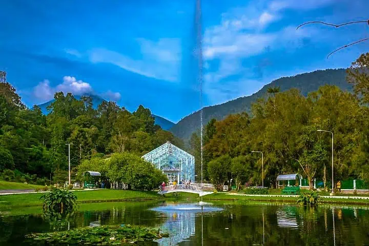 tempat liburan kekinian