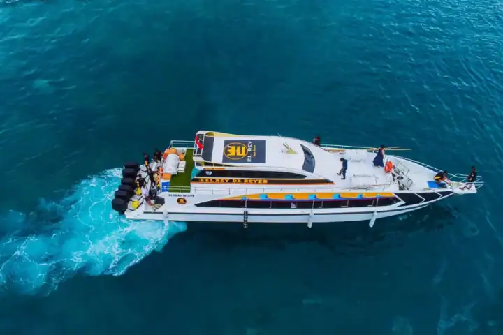 Tiket fast boat Sanur ke Nusa Penida &ndash; boarding di Pantai Sanur